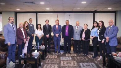 بقاء السفير الالماني برئيس الهيئة الانجيلية-الاول