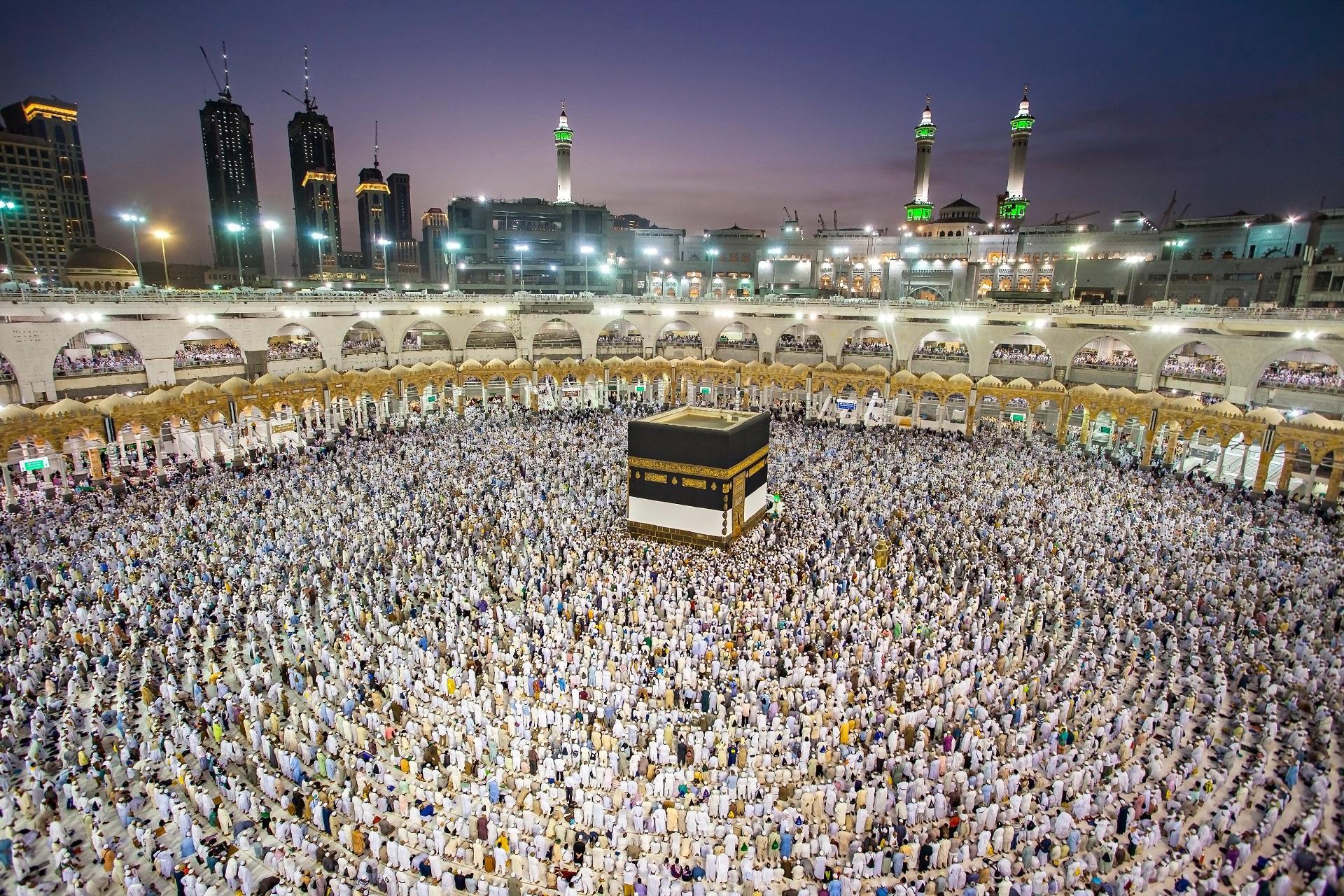 كيفية أداء مناسك الحج للمرأة