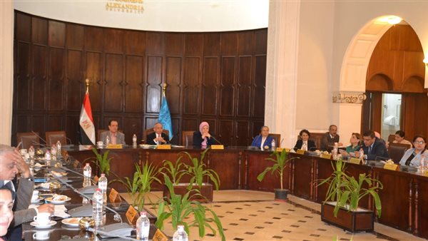 جامعة الإسكندرية تدعو طلابها للمشاركة في العمل الخدمي والتطوعي