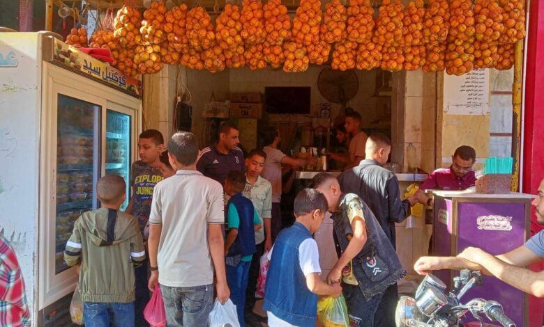 «كشري وعصير قصب وركوب خيل» ... عادات واحتفالات المنياوية في عيد الأضحى| فيديو وصور