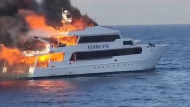 حريق مركب مرسى علم