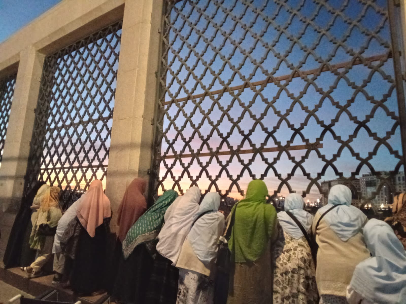 كيفيه أداء مناسك الحج للمراة