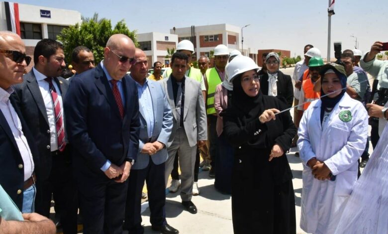 وزير الإسكان يتفقد بنى سويف