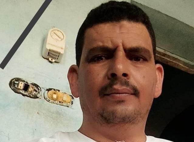 وفاة عامل في صلاة العشاء بمسجد السرارية