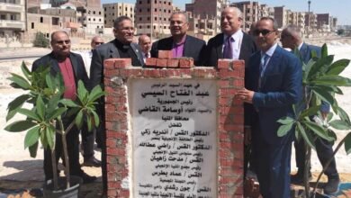 رئيس الطائفة الإنجيلية يضع حجر أساس كنيستين