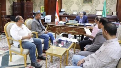 محافظ المنيا يناقش مشروعات الخطة الاستثمارية للعام المالى 2024