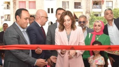 وزيرة الثقافة تفتتح المركز الثقافي لهيئة الكتاب بمدينة الشروق 