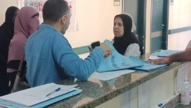 محافظ البحر الأحمر يوجه فريق إشراف للمتابعة الميدانية للمنشآت الصحية