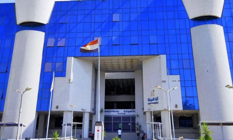 كلية الصيدلة جامعة عين شمس