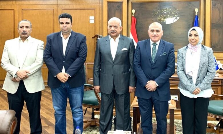 محافظ السويس يستقبل رئيس جهاز تعمير سيناء