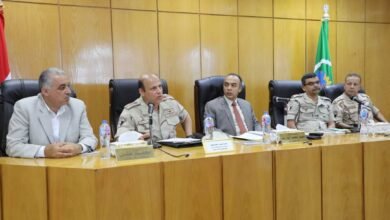 اجتماع محافظ المنيا