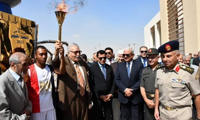 وزير الشباب والرياضة و محافظ السويس يشهدان اطلاق شعلة بطولة الجمهورية للشركات الـ 56