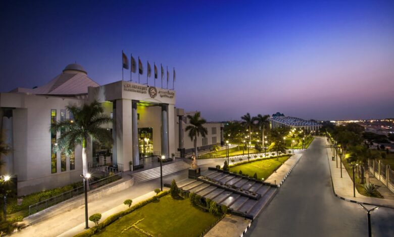مصاريف كلية الصيدلة بجامعة مصر للعلوم والتكنولوجيا 2023